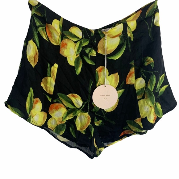 Wild Honey shorts lemon NWT Black High Rise Boho Small lightweight - Picture 1 of 7